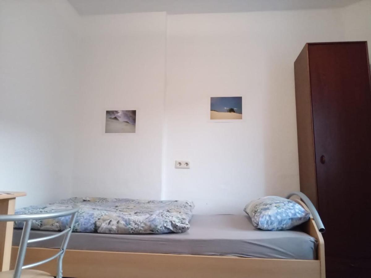 Sleeping Rooms Bremen Bagian luar foto